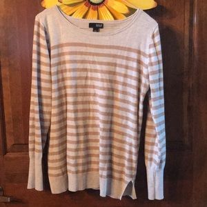 Long sleeve sweater